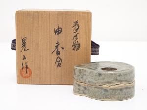 加藤晃山造　青灰釉申香合